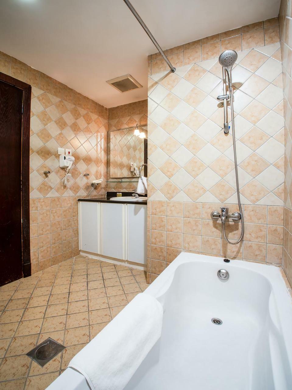 דמאם Itlala Alsharq For Serviced Apartments מראה חיצוני תמונה